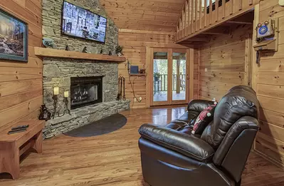 October Fest in Pigeon Forge, TN is a great time to explore the area. The fall foliage is a must see.